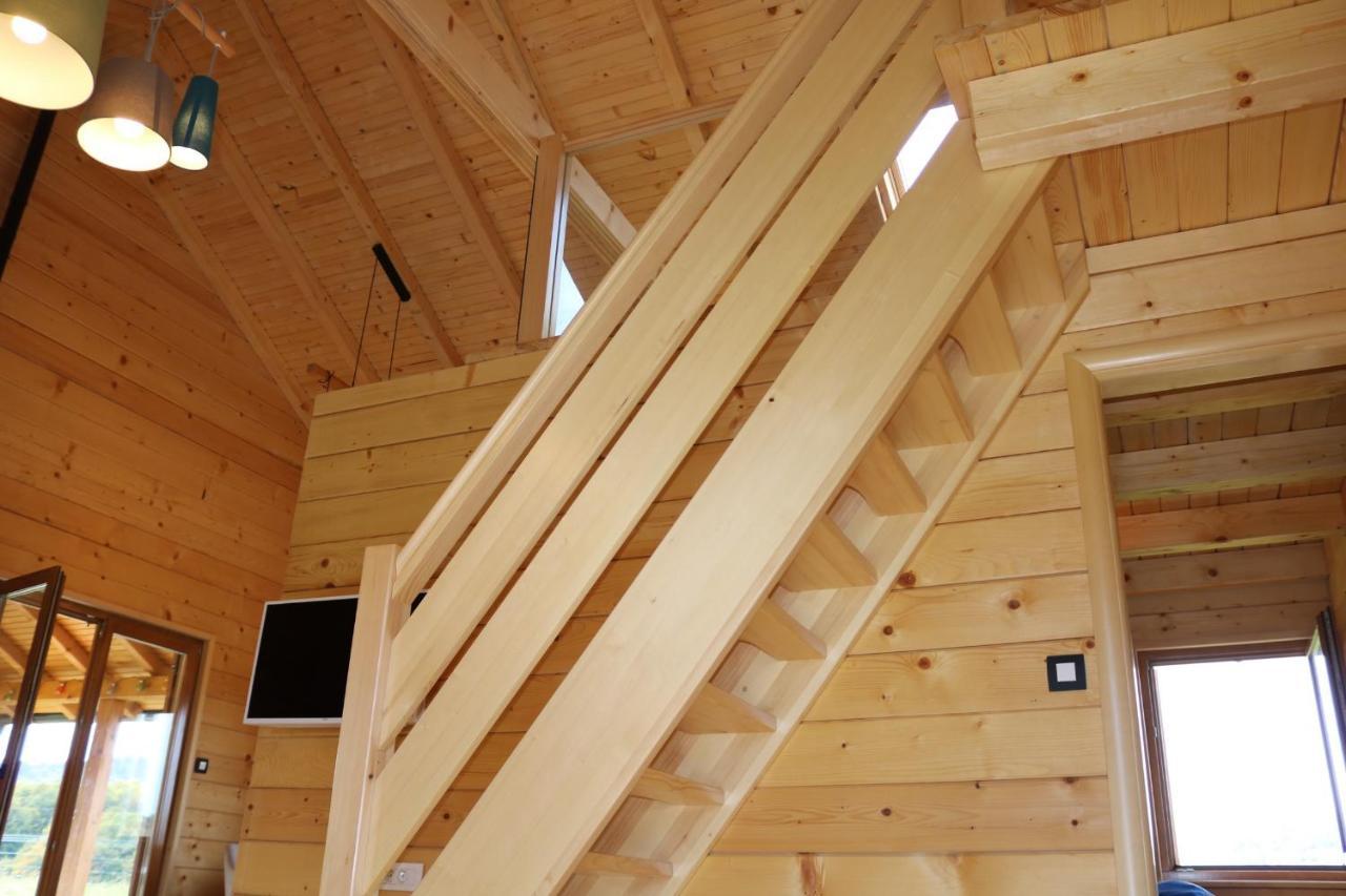 V's Place - Wooden House With Heated Pool And Outdoor Sauna Otocac