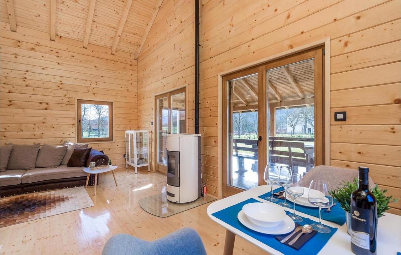 V's Place - Wooden House With Heated Pool And Outdoor Sauna Holiday home