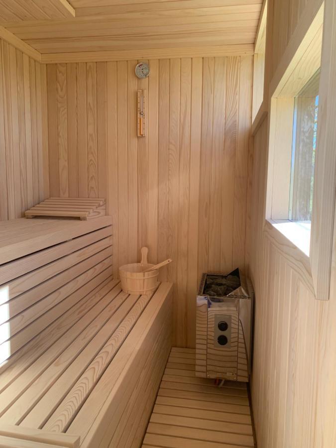 V's Place - Wooden House With Heated Pool And Outdoor Sauna